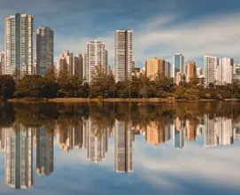 Imagem de um dia bonito e ensolarado em Londrina